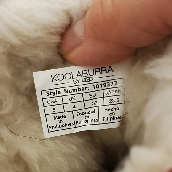 NWOB Koolaburra By UGG Suede Pink Short Boots Size 5 - Picture 4 of 10